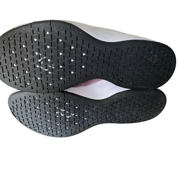 Nike Air Max Bella TR3 Rose Gold Sneakers size 7.5 - Picture 10 of 10